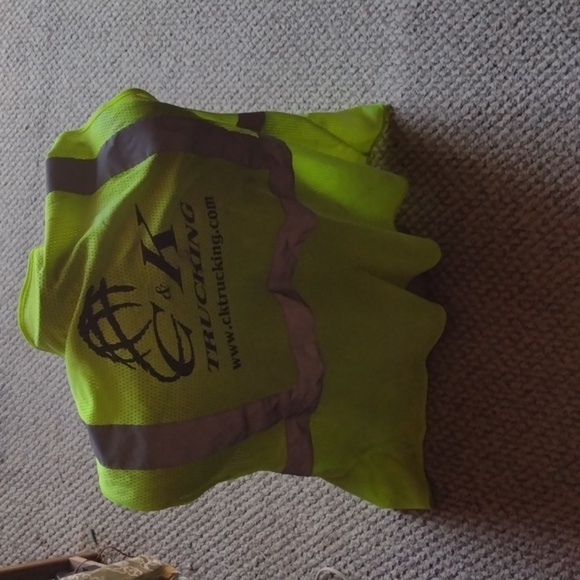 2 for $20☺️Walls Reflective strip Vest with bonus vest - Picture 3 of 4